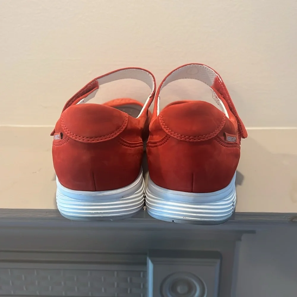 Mephisto Mary Janes Runoff Air Jet System - Picture 5 of 7